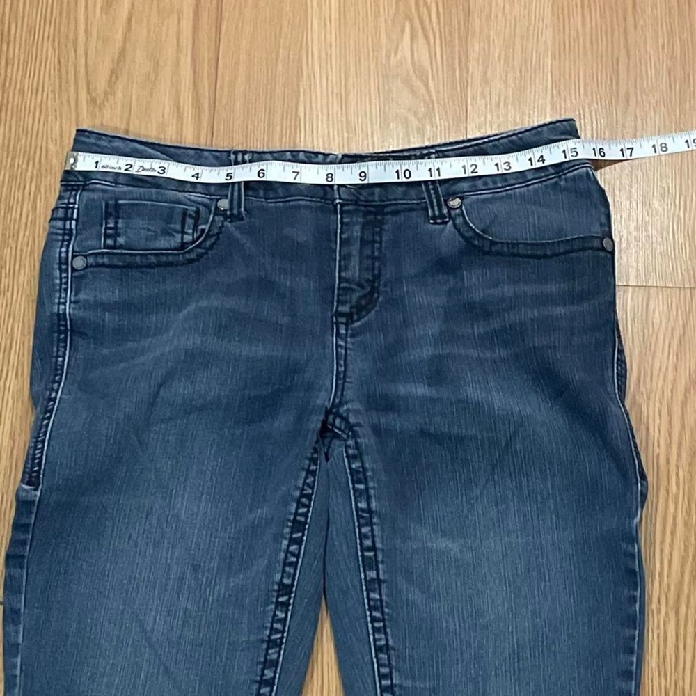 Seven7 Womens 8 (31x31) Slim Bootcut Jeans Dark Blue Denim Stretch Western - Picture 3 of 8